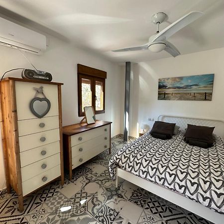 Precioso Apartamento Con A/A En Ruzafa Con Terracita Privada Y Acceso A Un Jardin, Para 2-3 Personas Valence Extérieur photo
