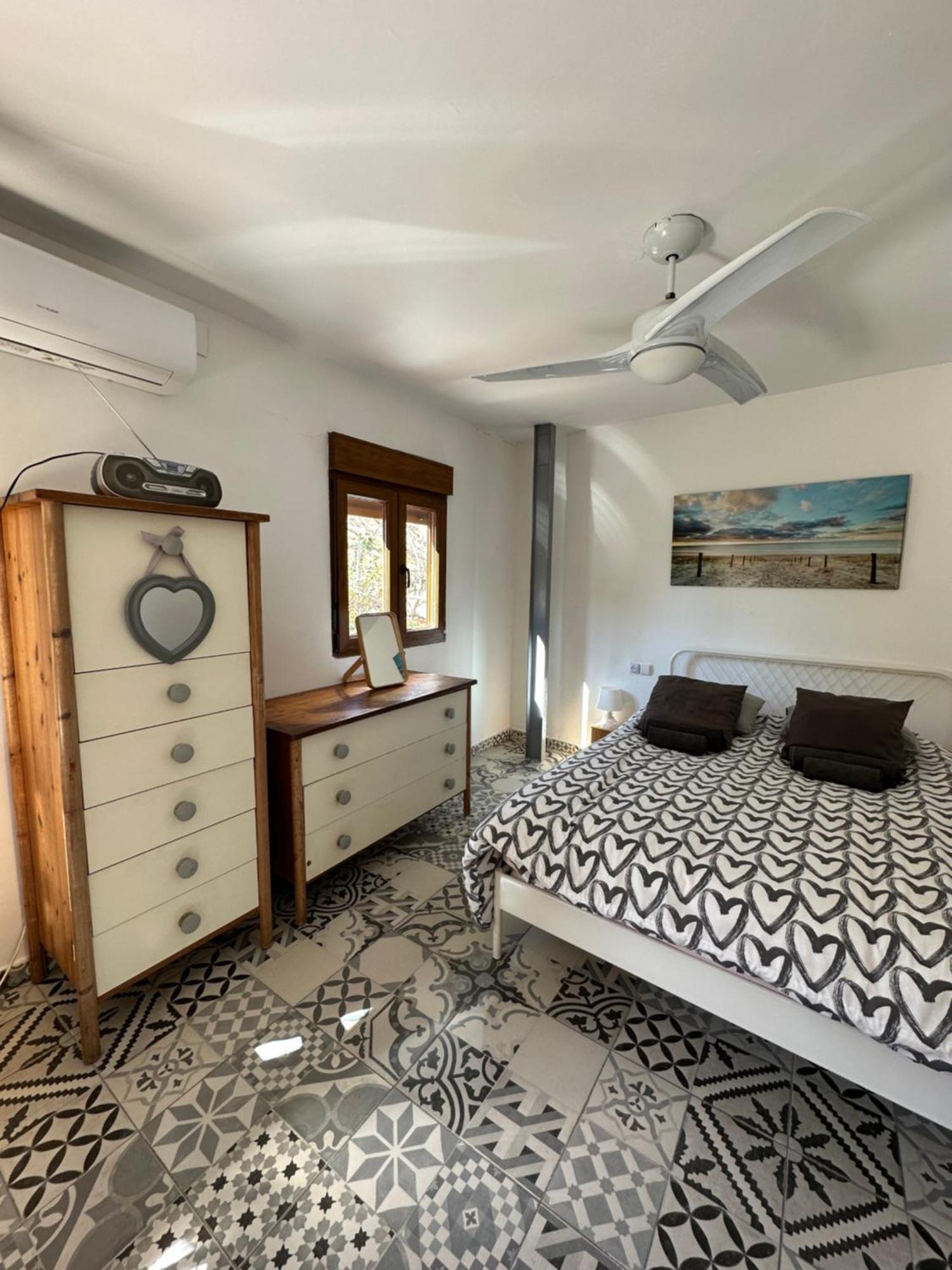 Precioso Apartamento Con A/A En Ruzafa Con Terracita Privada Y Acceso A Un Jardin, Para 2-3 Personas Valence Extérieur photo